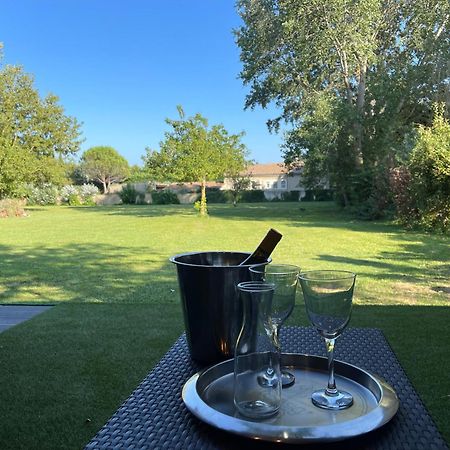 Apartamento Dependance Privee - Halte Route Le Thor Exterior foto