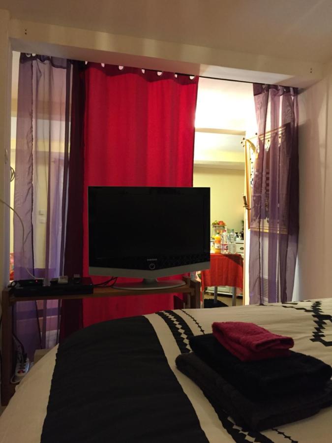 Apartamento Dependance Privee - Halte Route Le Thor Exterior foto
