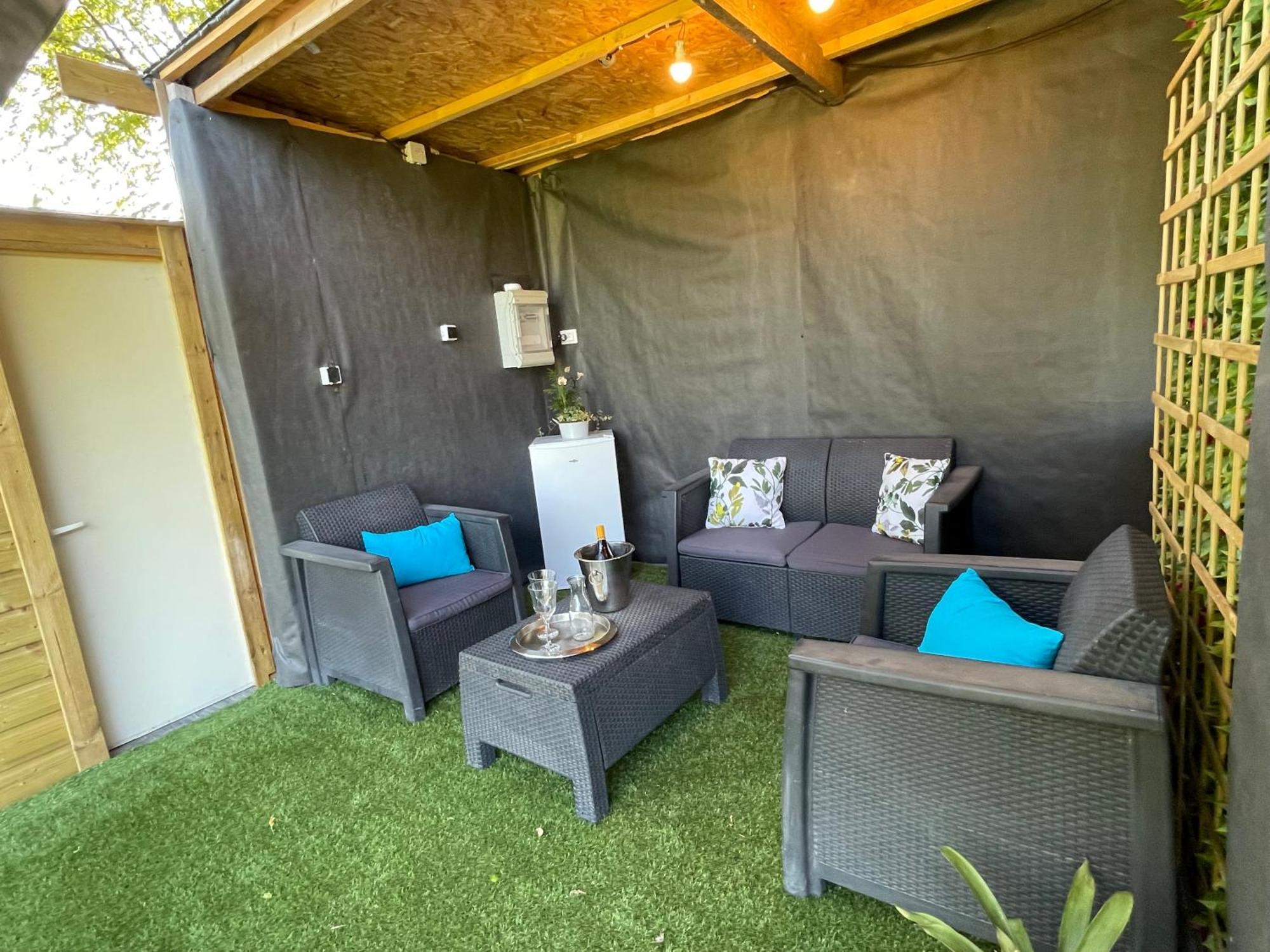 Apartamento Dependance Privee - Halte Route Le Thor Exterior foto